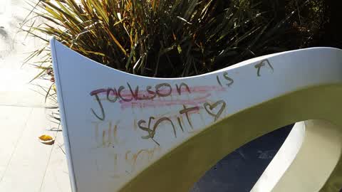 Graffiti, a report photo