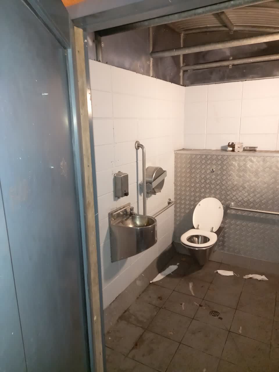 The photograph attached to this parks report