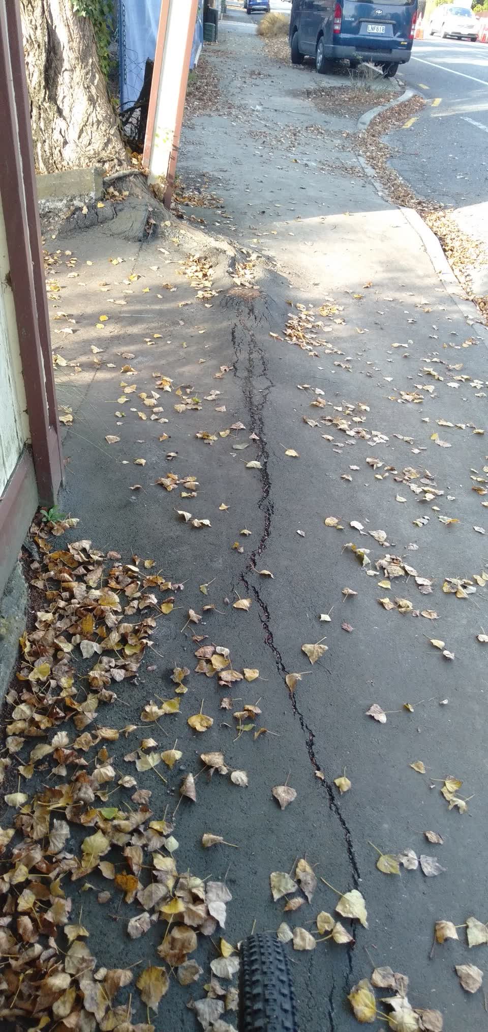 The photograph attached to this roading/streets report