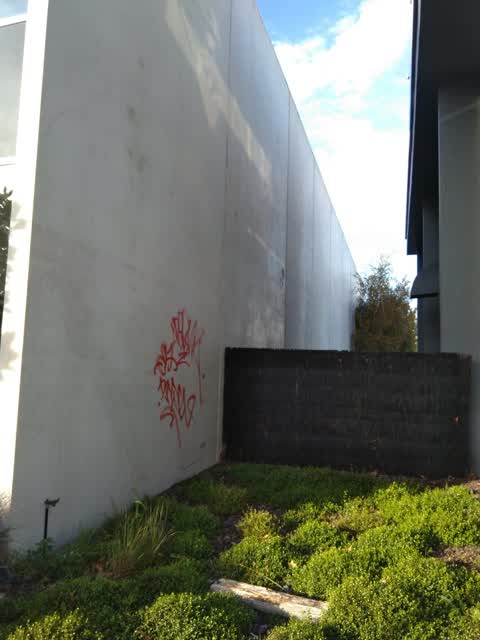 Graffiti, a report photo
