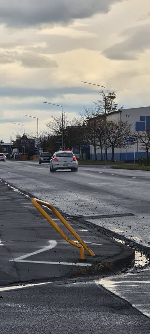 Roading/Streets, a report photo