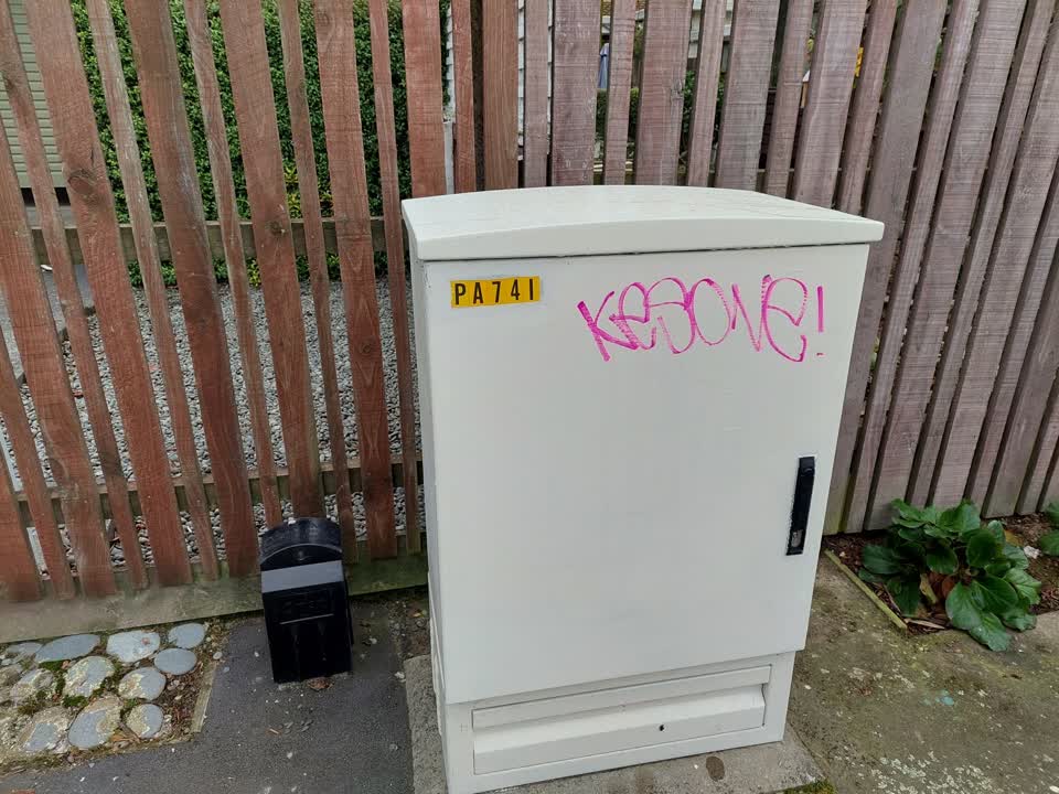 The photograph attached to this graffiti report