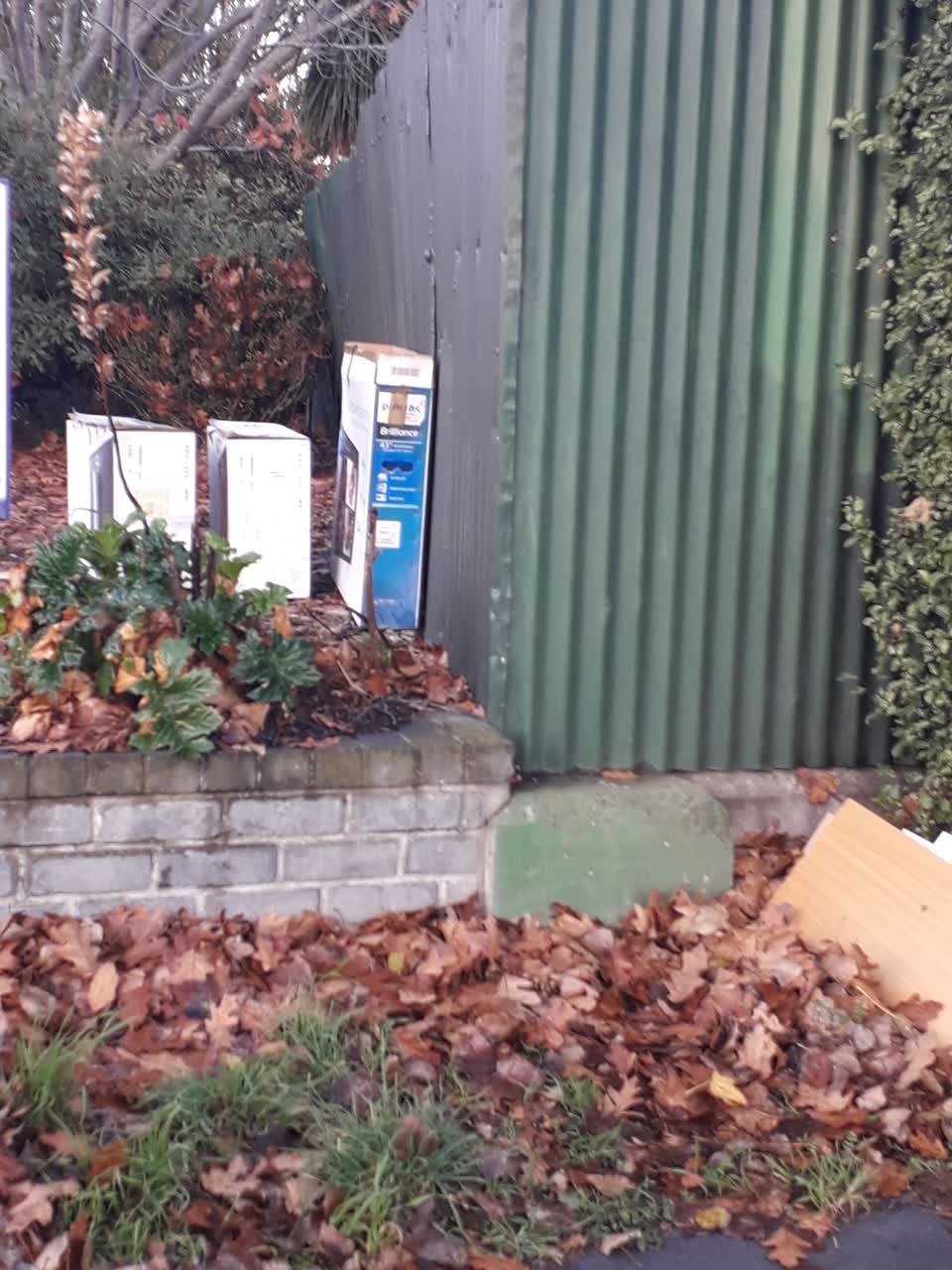 The photograph attached to this rubbish/recycling report