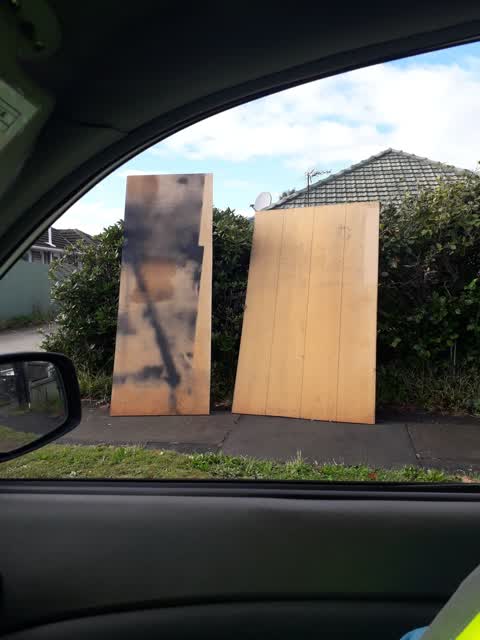 Rubbish/Recycling, a report photo