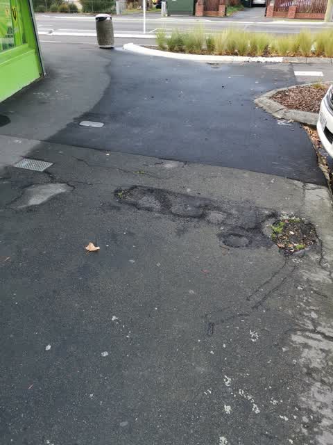 Roading/Streets, a report photo