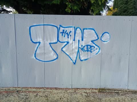 Graffiti, a report photo