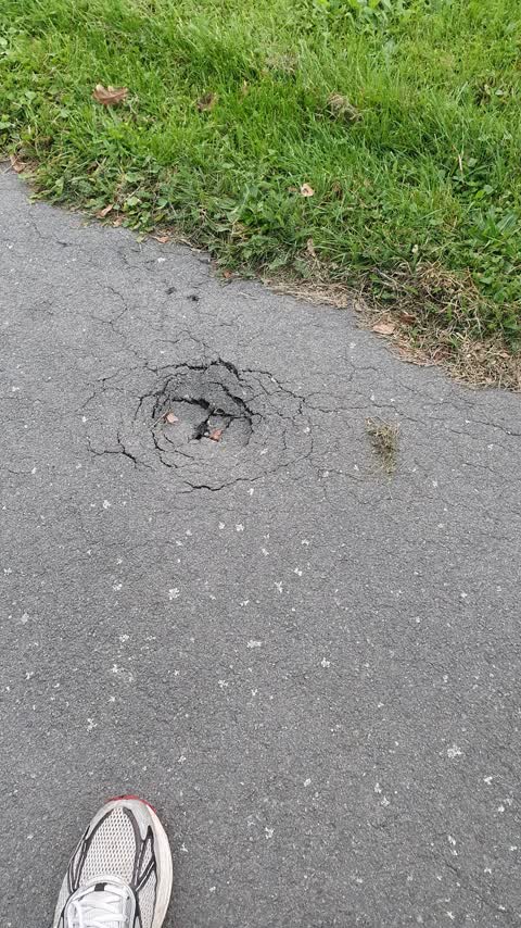Roading/Streets, a report photo