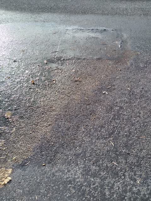 Roading/Streets, a report photo