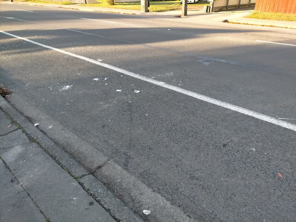 The photograph attached to this roading/streets report