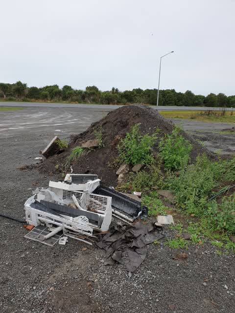 Rubbish/Recycling — a report photo