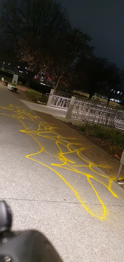 Graffiti, a report photo