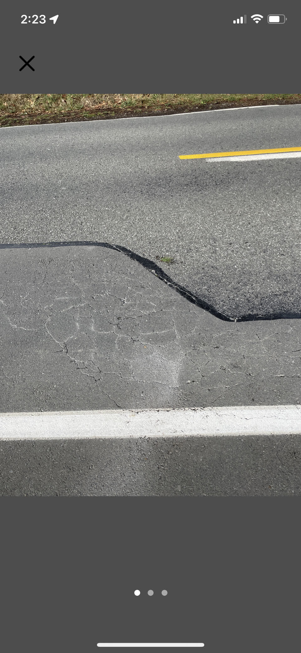 The photograph attached to this roading/streets report