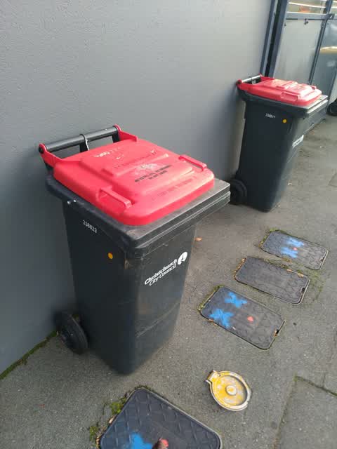 Rubbish/Recycling, a report photo