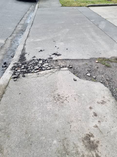 Roading/Streets, a report photo