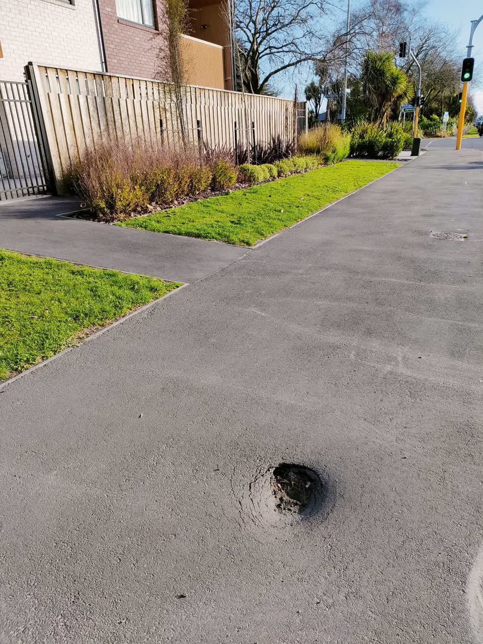 The photograph attached to this roading/streets report