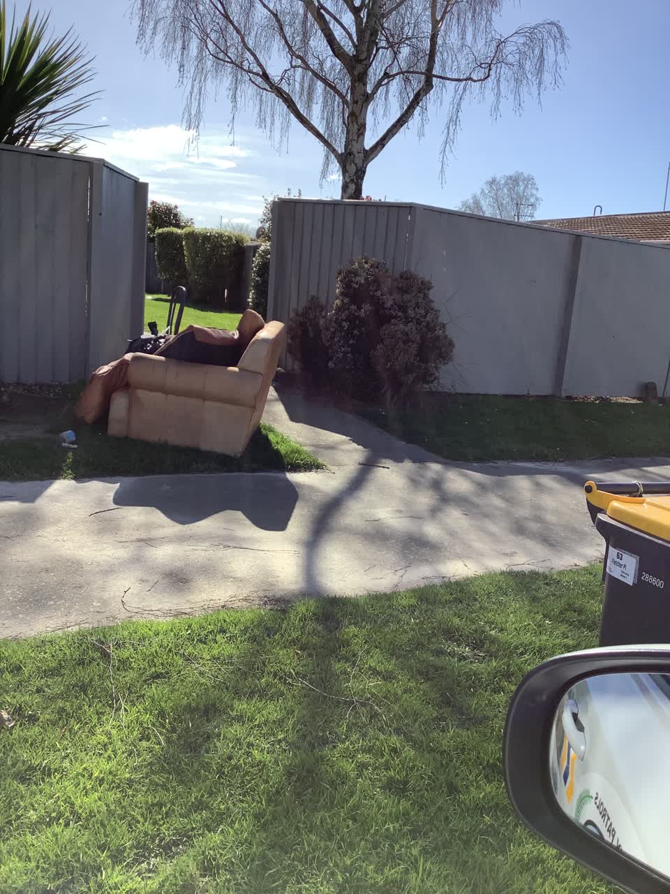 The photograph attached to this rubbish and bins - general report