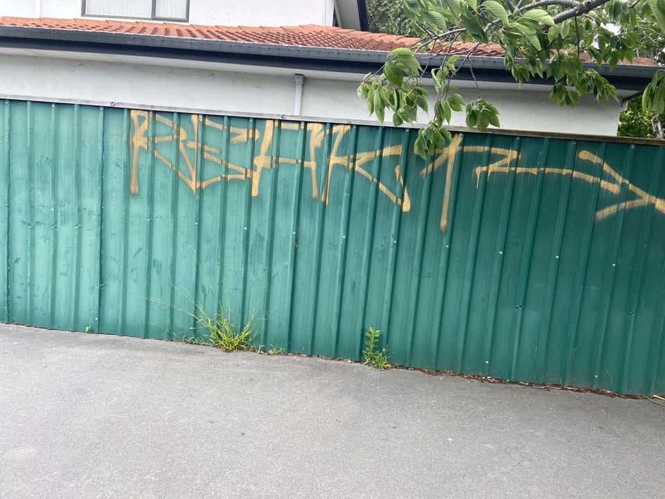 The photograph attached to this graffiti report