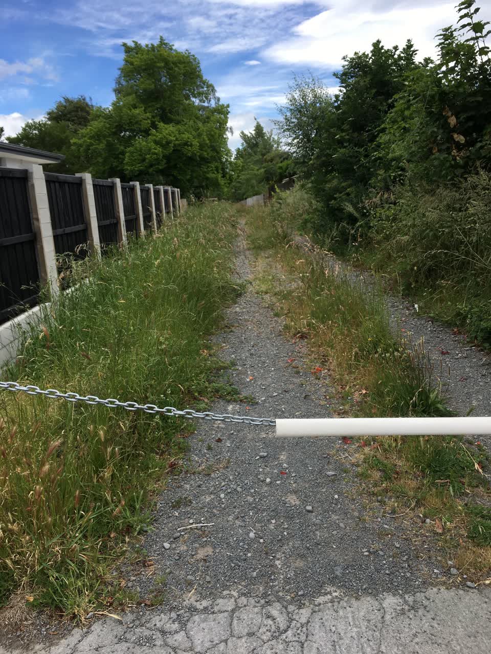 The photograph attached to this roading/streets report