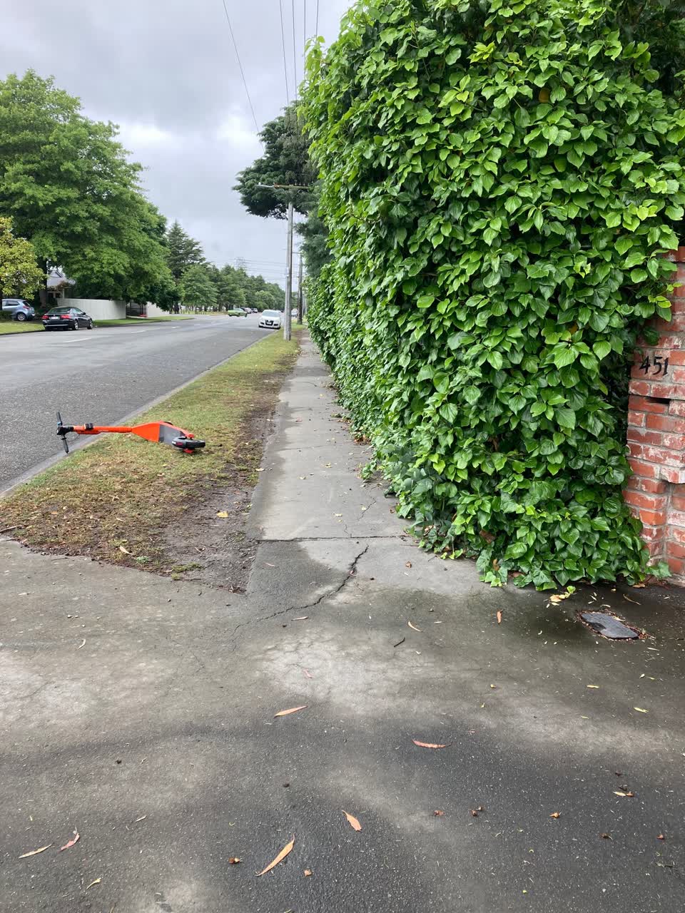 The photograph attached to this roading/streets report