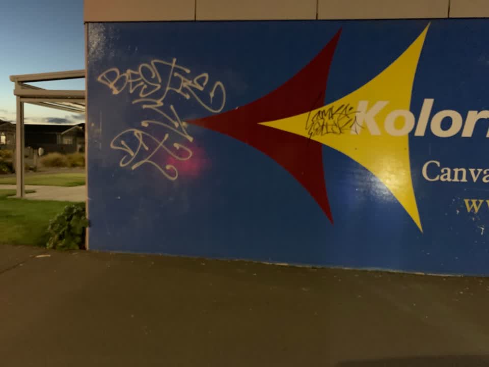 The photograph attached to this graffiti report