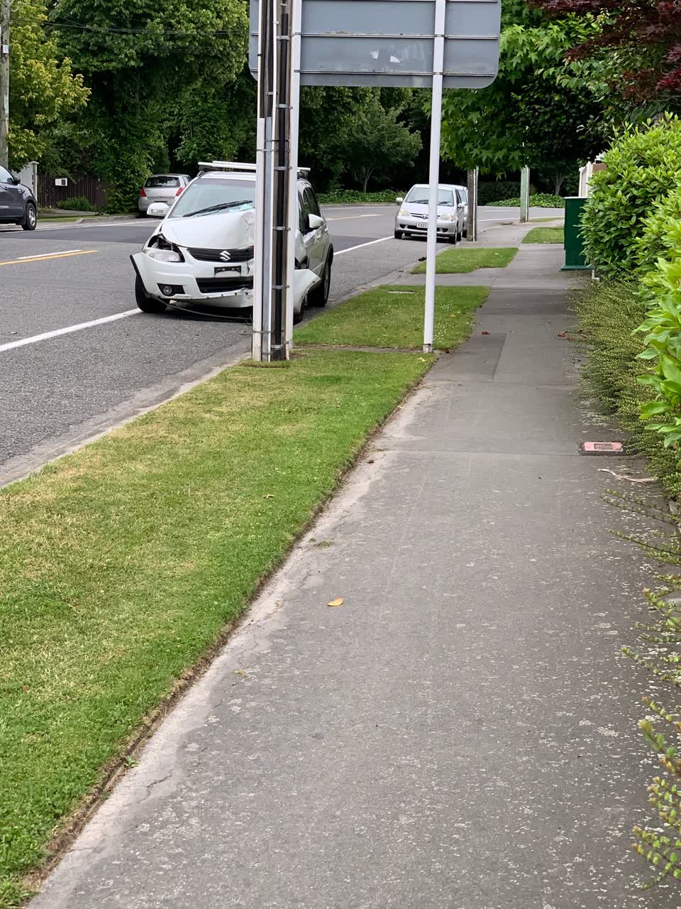 The photograph attached to this roading/streets report