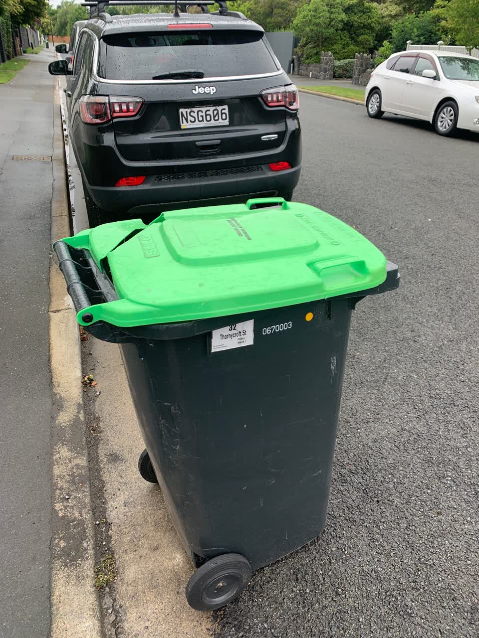 The photograph attached to this rubbish/recycling report