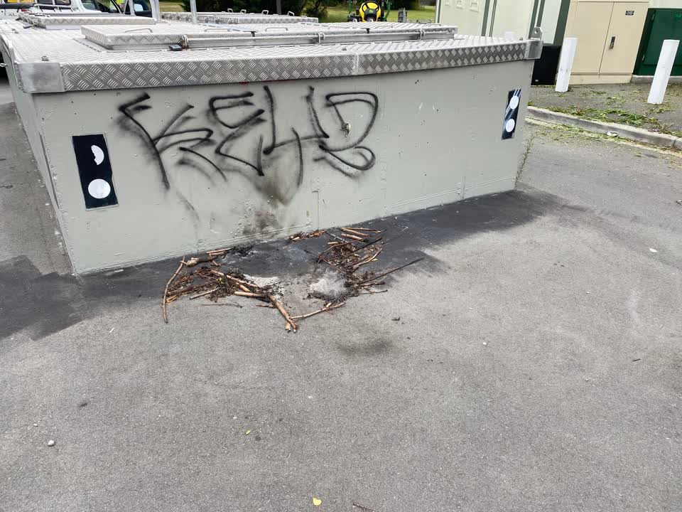 The photograph attached to this graffiti report