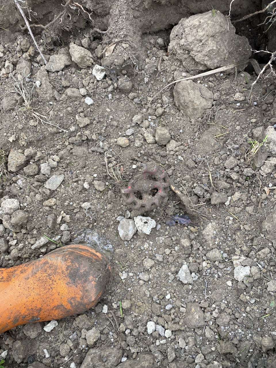 The photograph attached to this water supply report