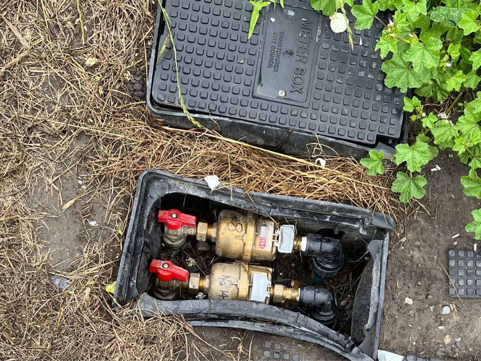 The photograph attached to this water supply report