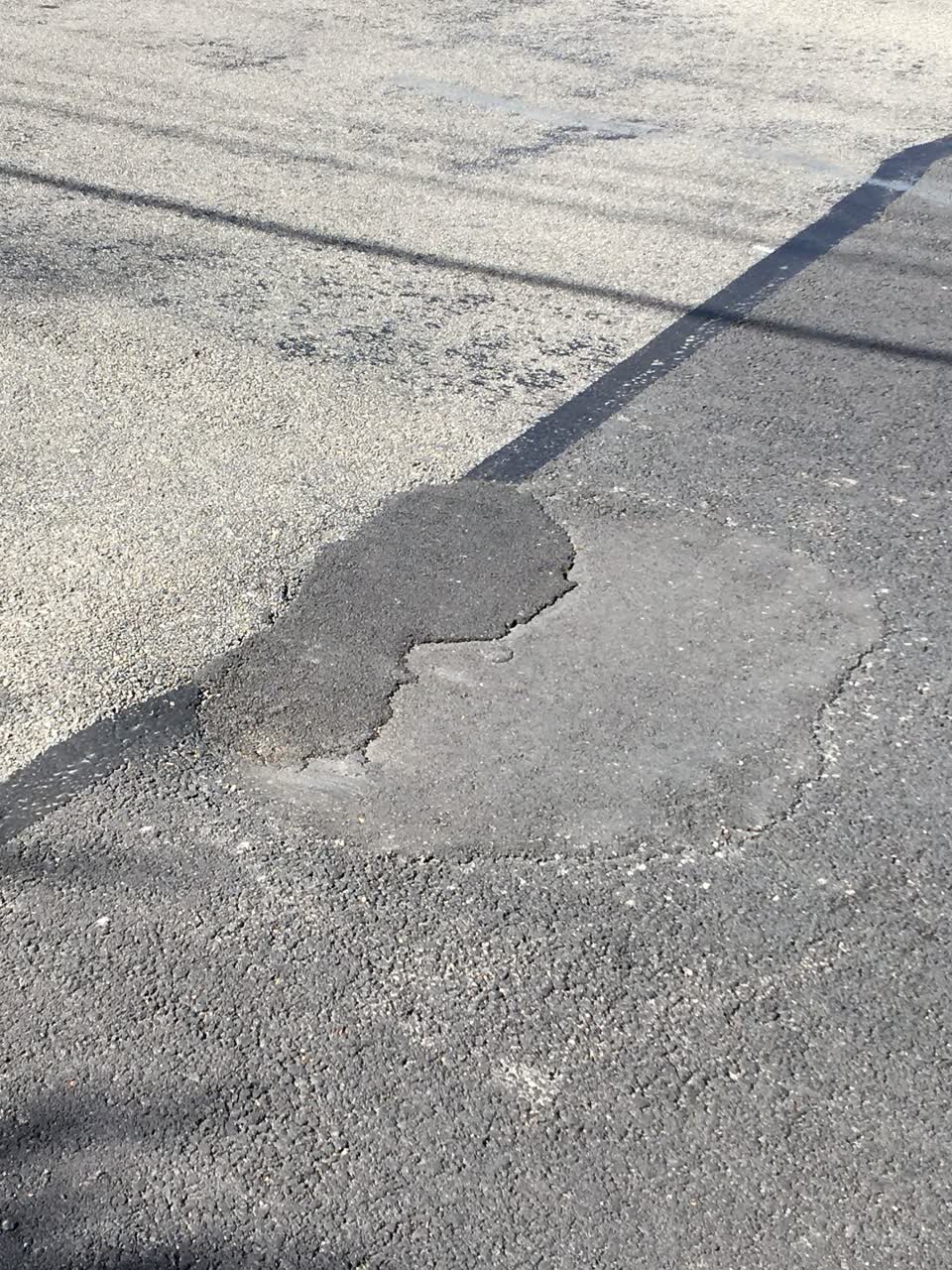 The photograph attached to this roading/streets report