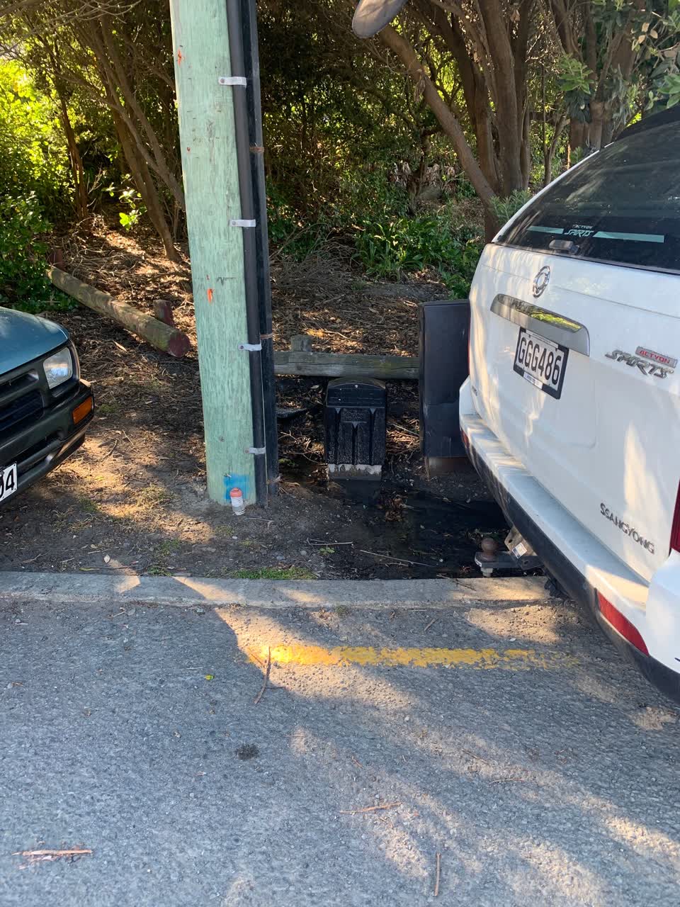 The photograph attached to this sewer - leak / blockage report