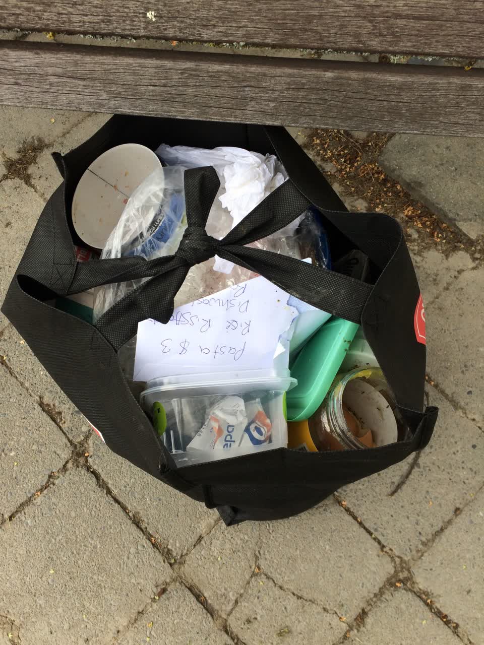 The photograph attached to this rubbish/recycling report