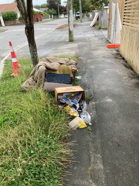 Rubbish/Recycling, a report photo