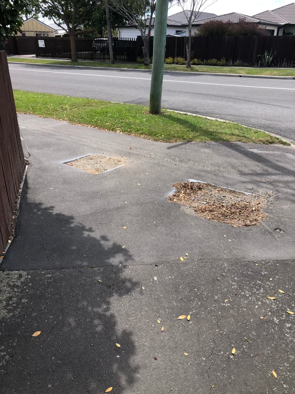 The photograph attached to this roading/streets report
