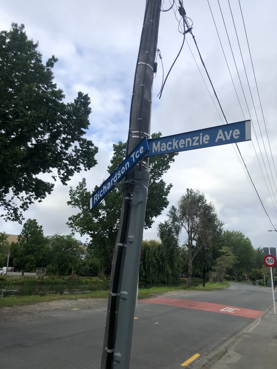 The photograph attached to this roading/streets report