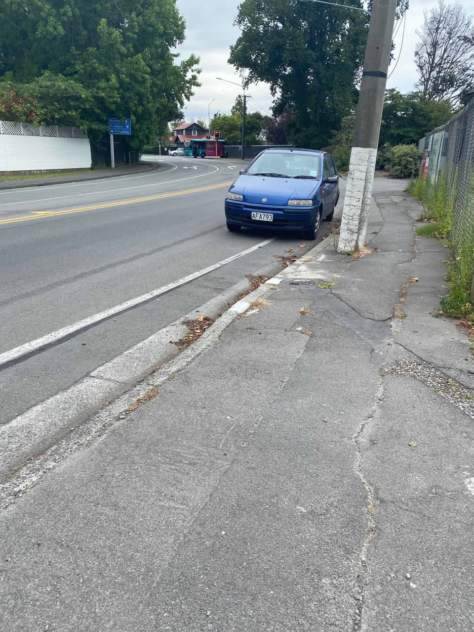 The photograph attached to this roading/streets report