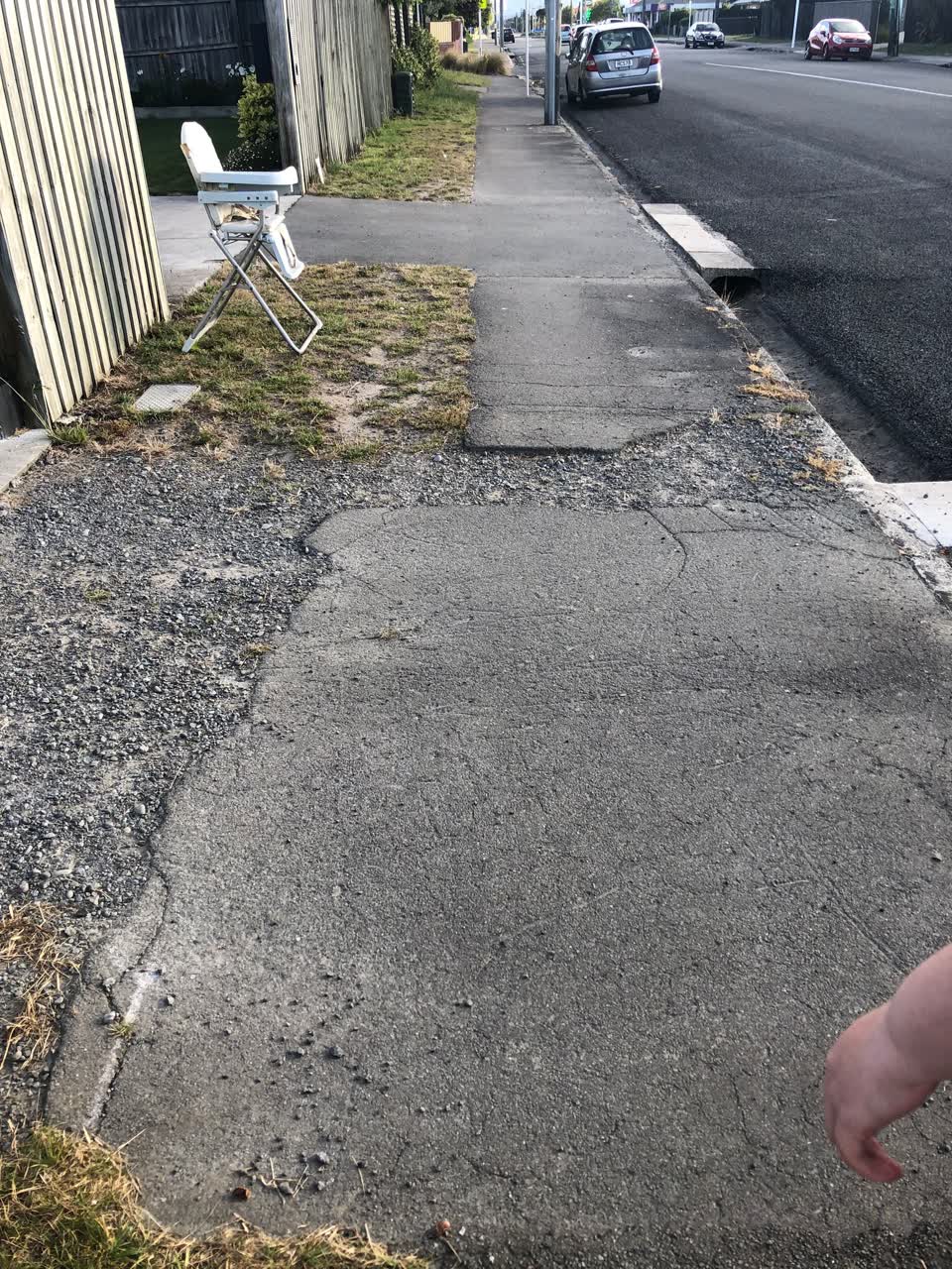 The photograph attached to this roading/streets report