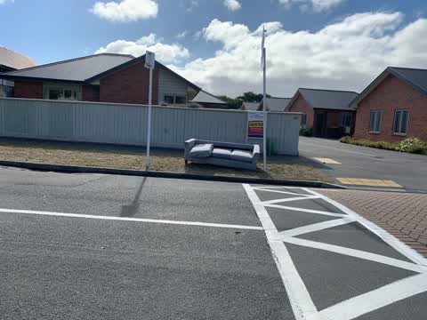 Rubbish/Recycling, a report photo