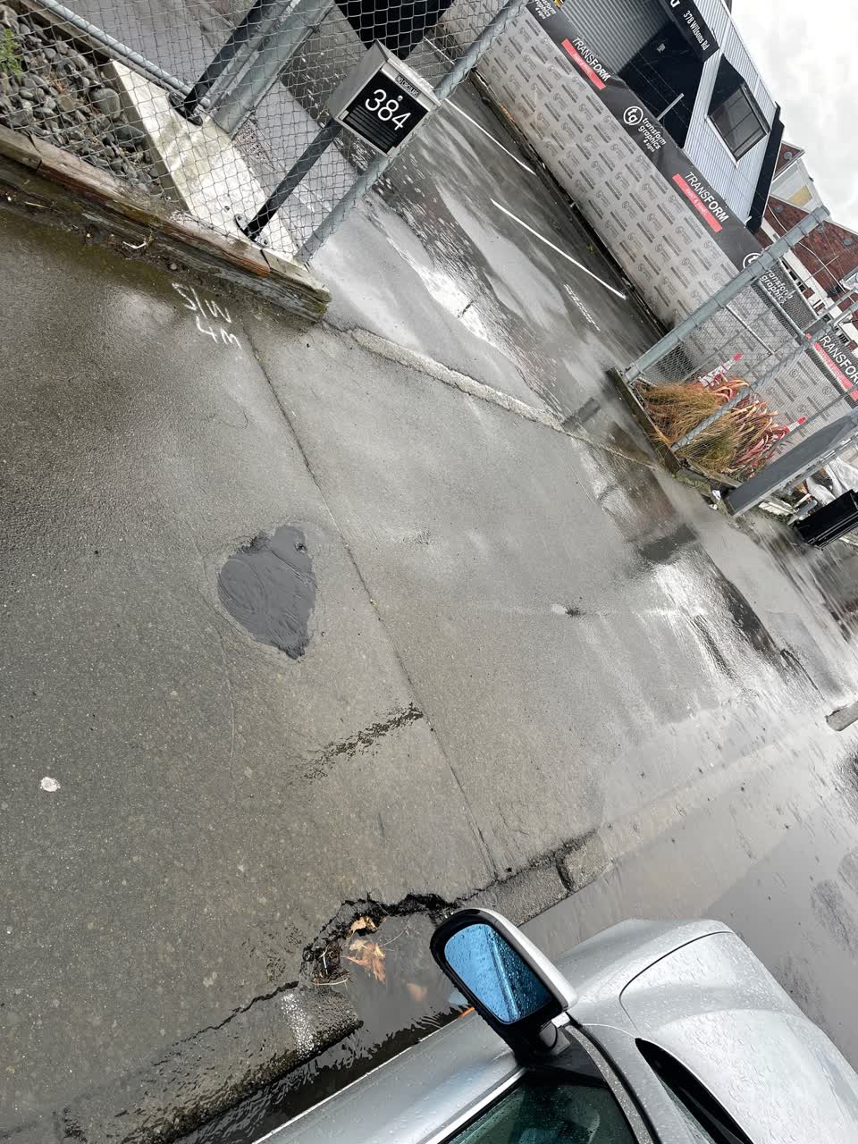 The photograph attached to this sewer - leak / blockage report
