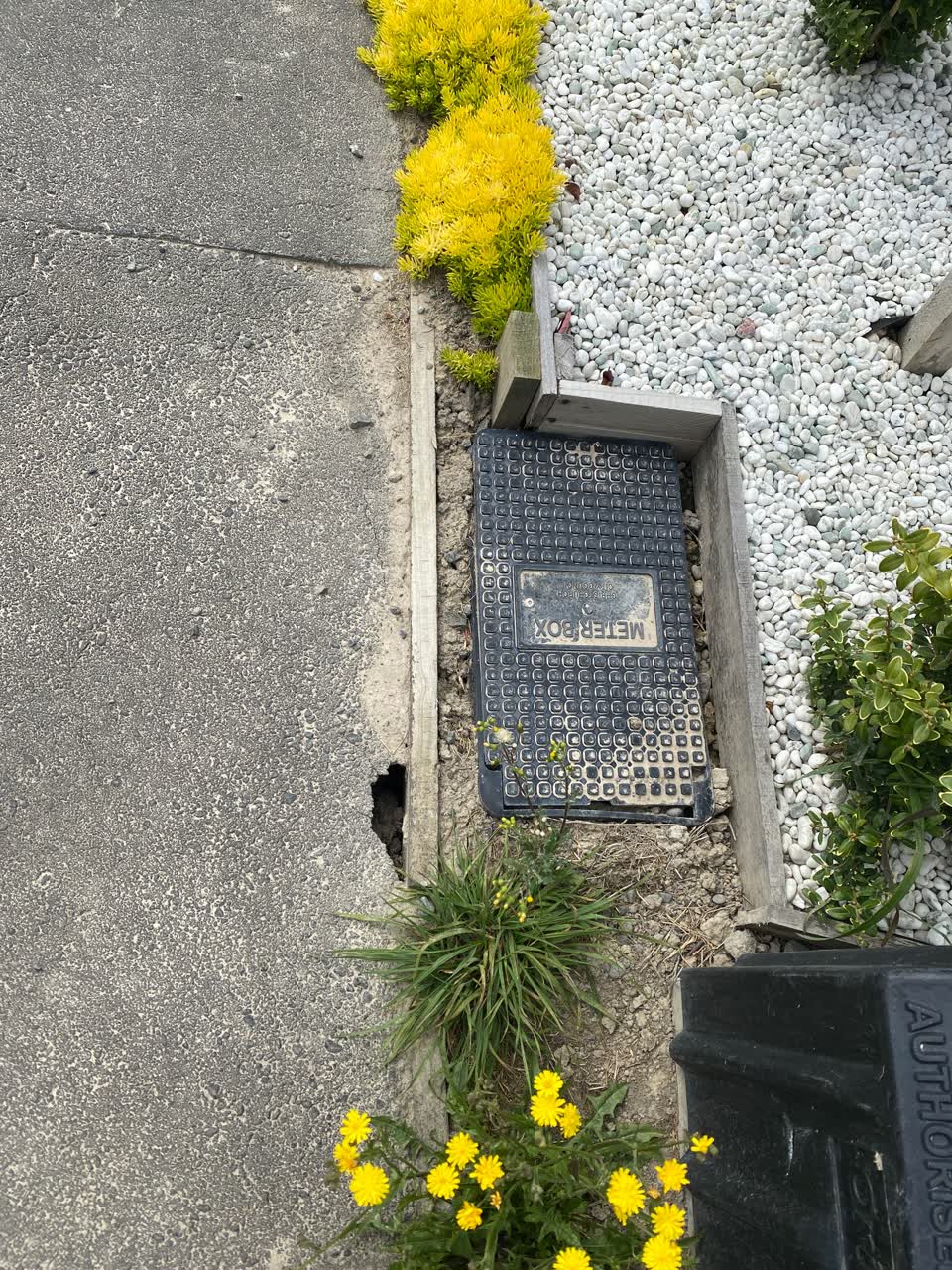 The photograph attached to this roading/streets report