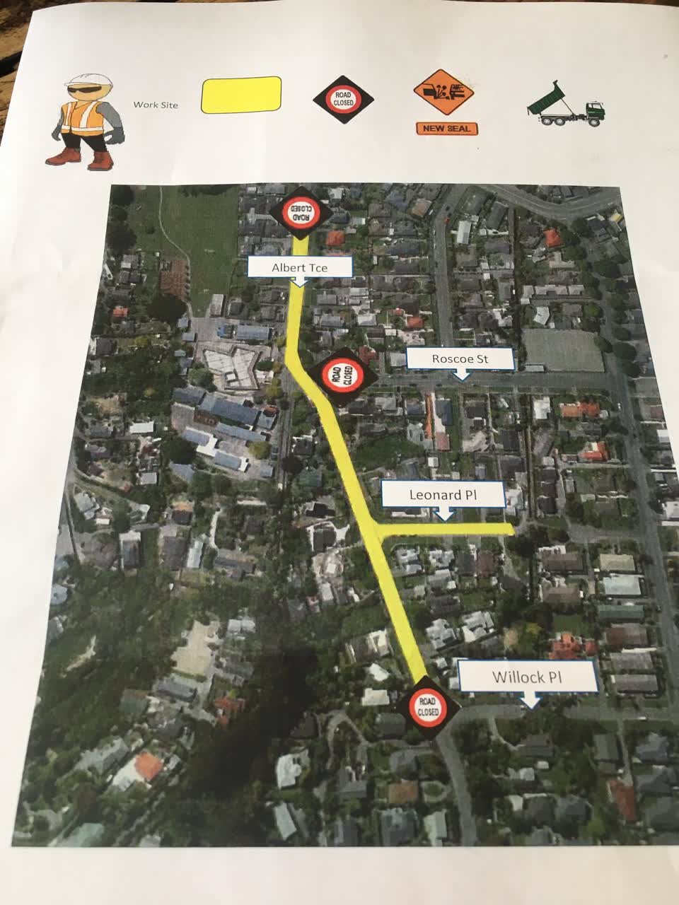 The photograph attached to this roading/streets report