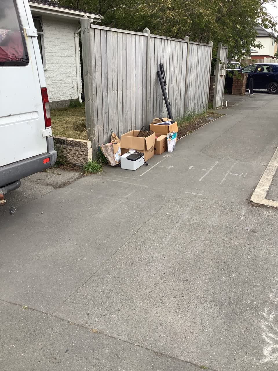 The photograph attached to this rubbish/recycling report
