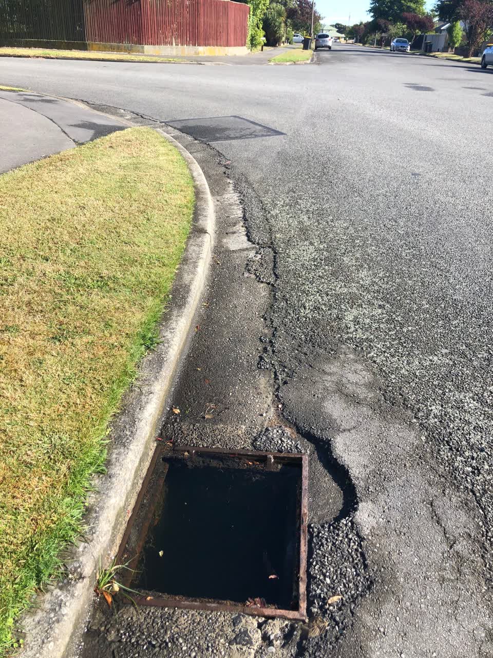 The photograph attached to this roading/streets report