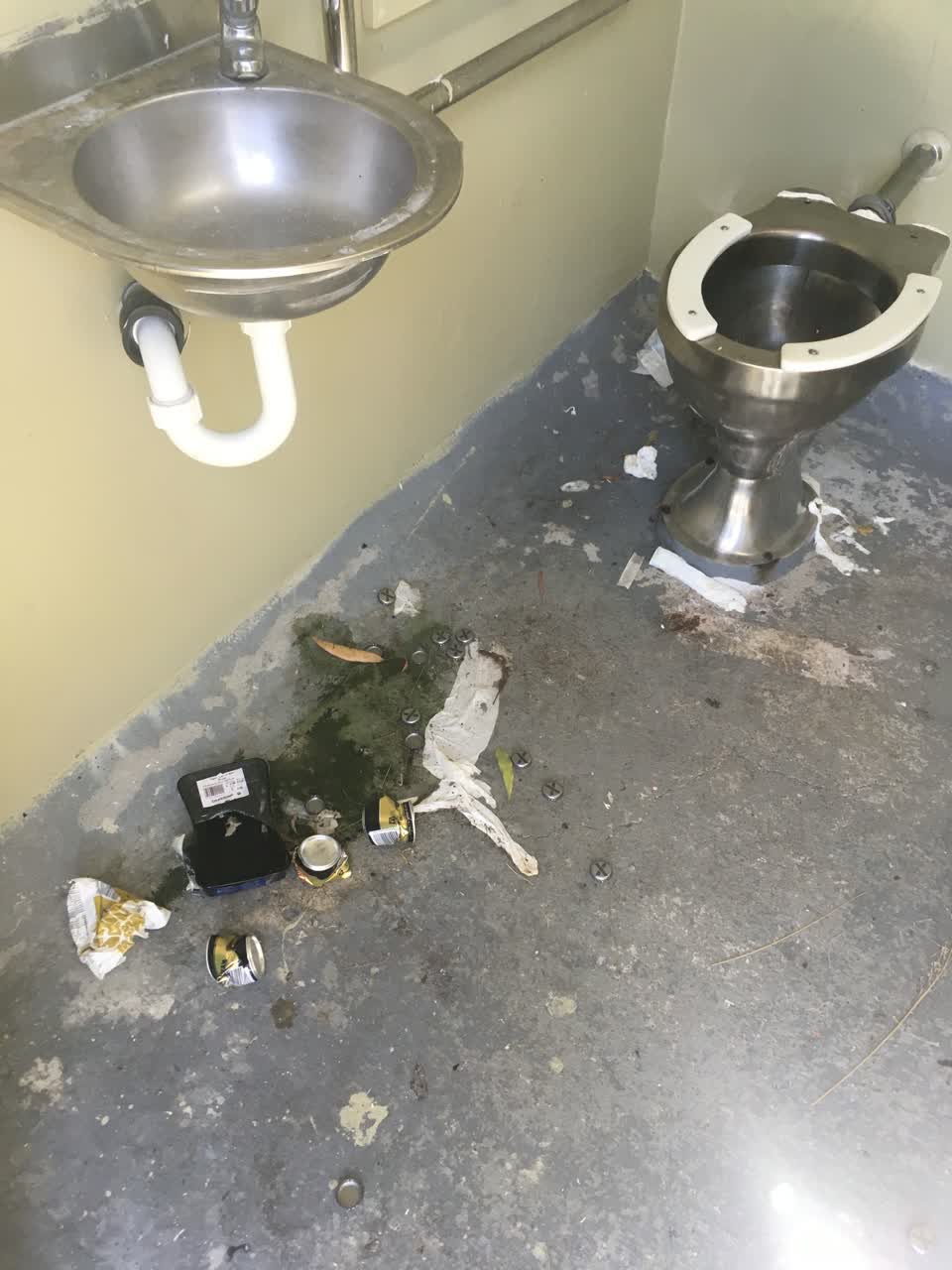 The photograph attached to this parks report