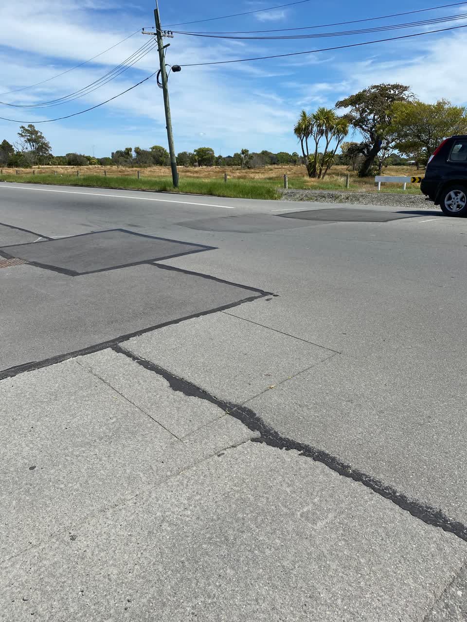 The photograph attached to this roading/streets report