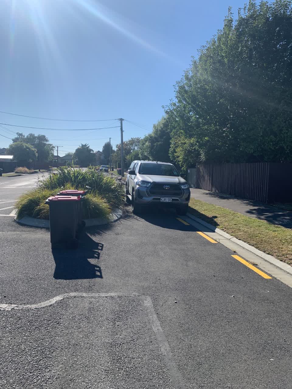 The photograph attached to this roading/streets report