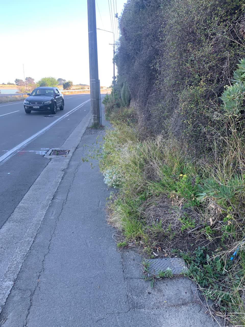 The photograph attached to this roading/streets report