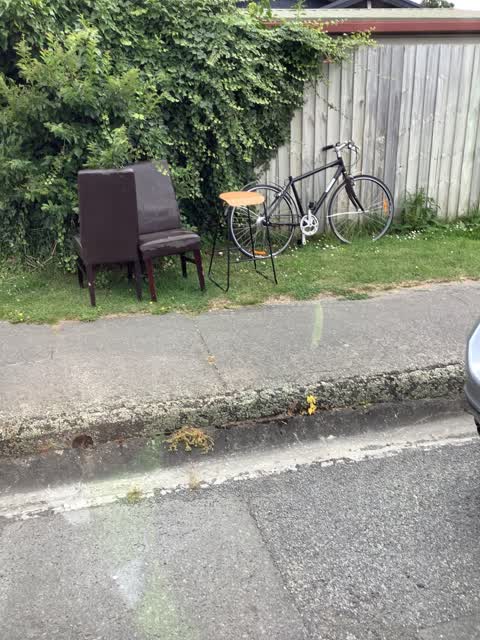 Rubbish/Recycling, a report photo