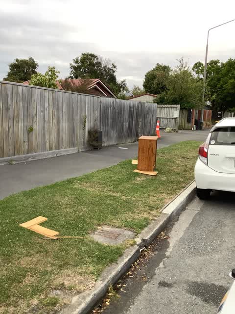 Rubbish/Recycling, a report photo