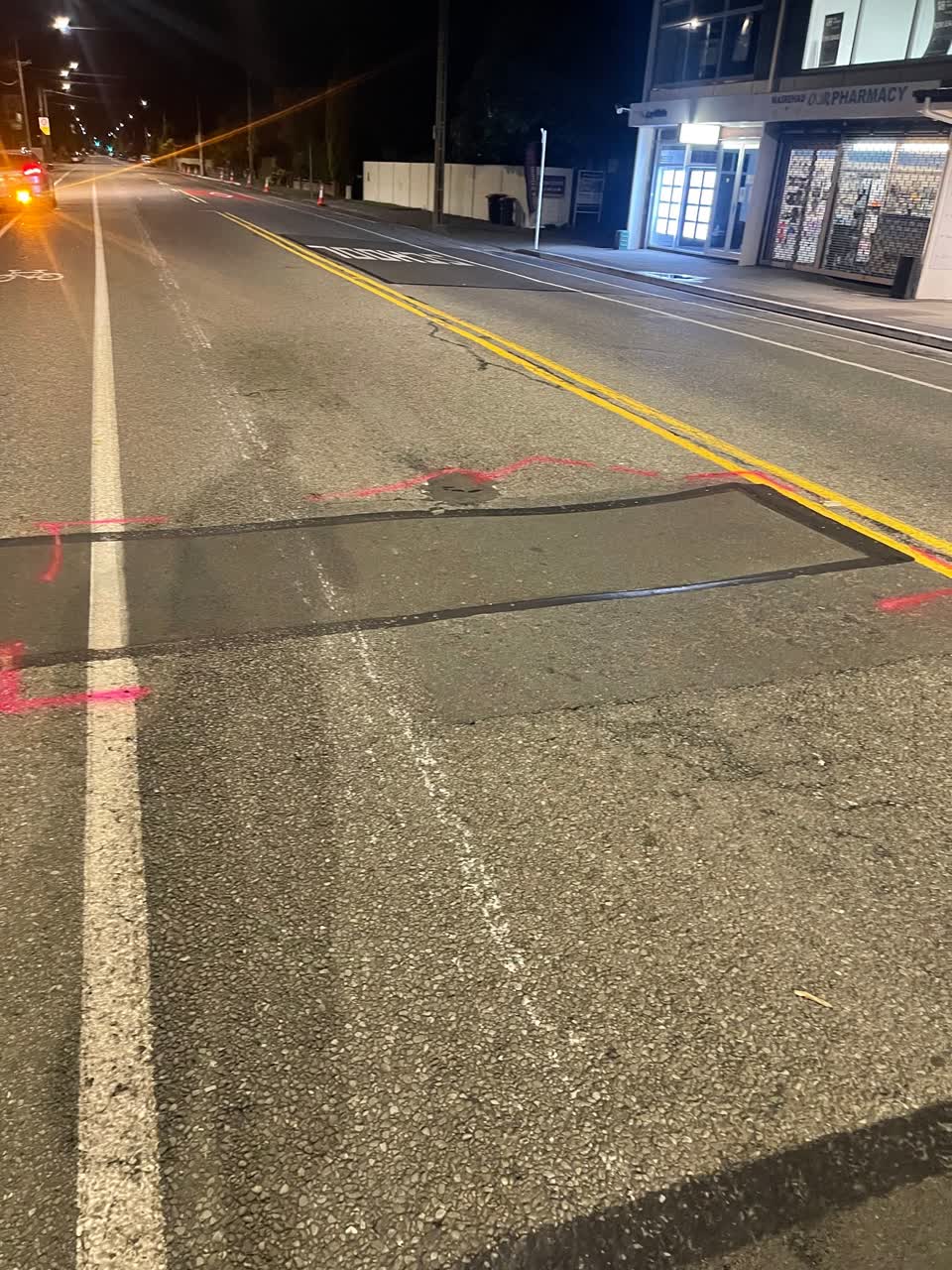 The photograph attached to this roading/streets report